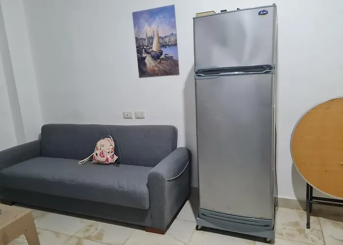 Apartment غرفتين ارضي بحديقه على البحر والبسين مباشرة بقرية كورنادو مارينا للعائلات فقط او جروب بنات فقط
